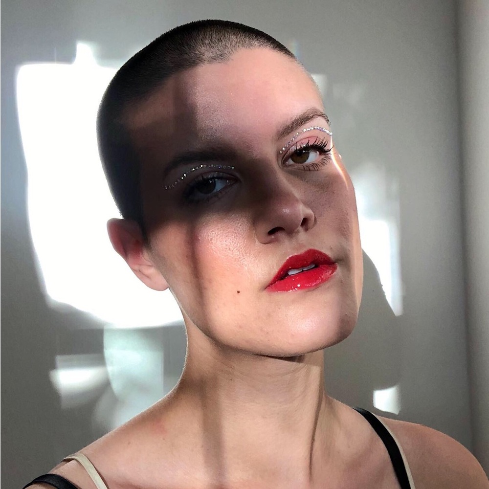 Meet your Posher, Talia